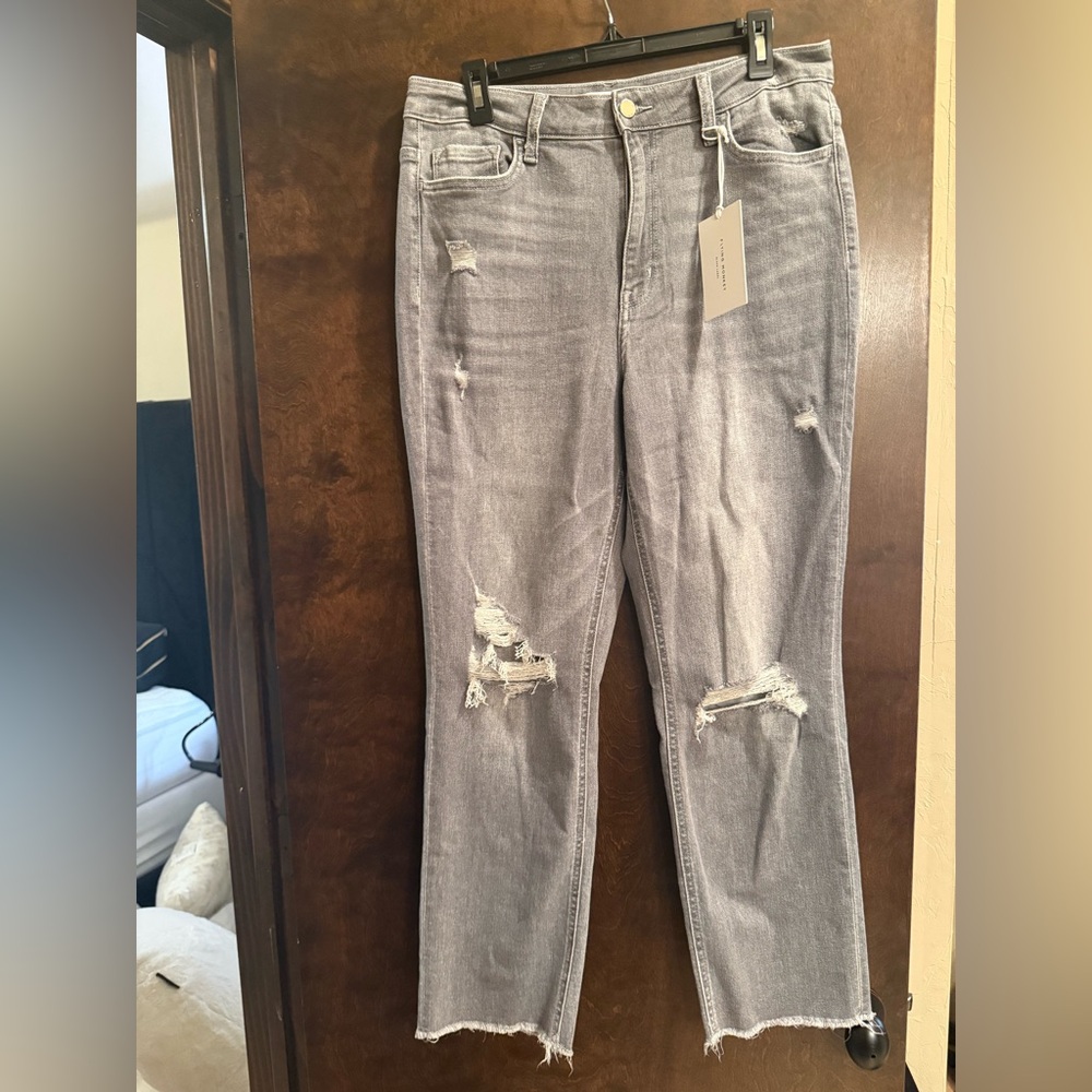 Flying Monkey Light Gray Distressed Straight Leg Jeans